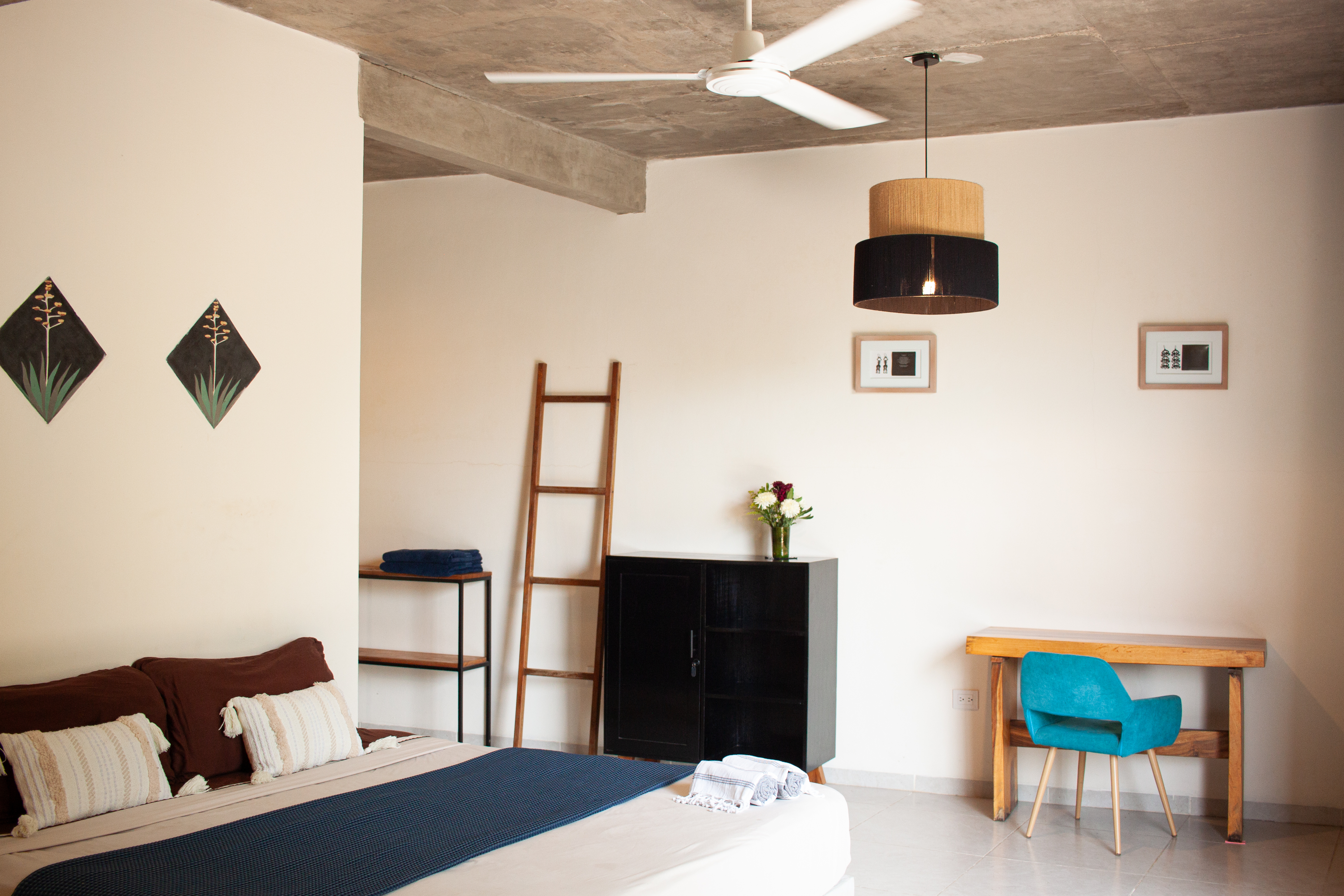 Charming House with Pool, Mango Tree & Sea Views, 3 Minutes from the Beach close to La Punta